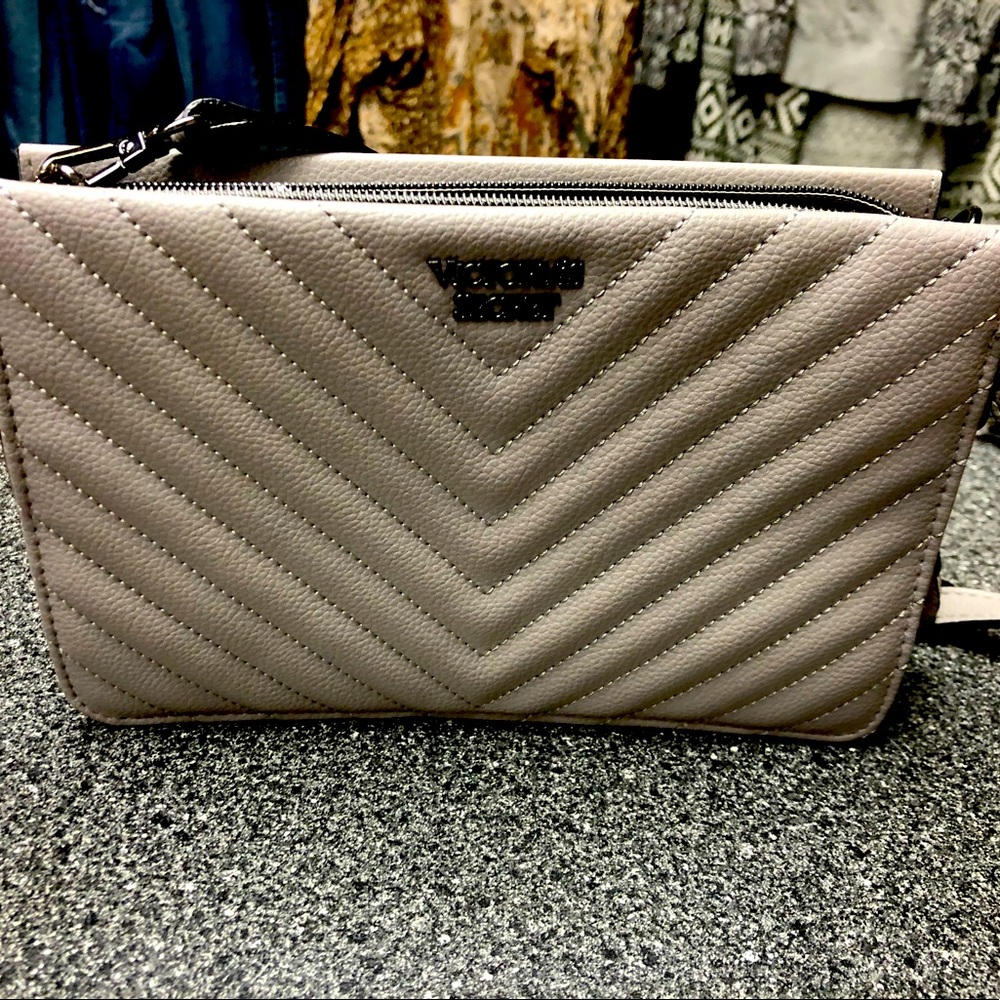 Victoria secret NWT purse